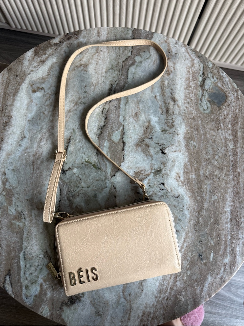 BÉIS Original Travel Wallet Beige Crossbody Passport Bag Organizer